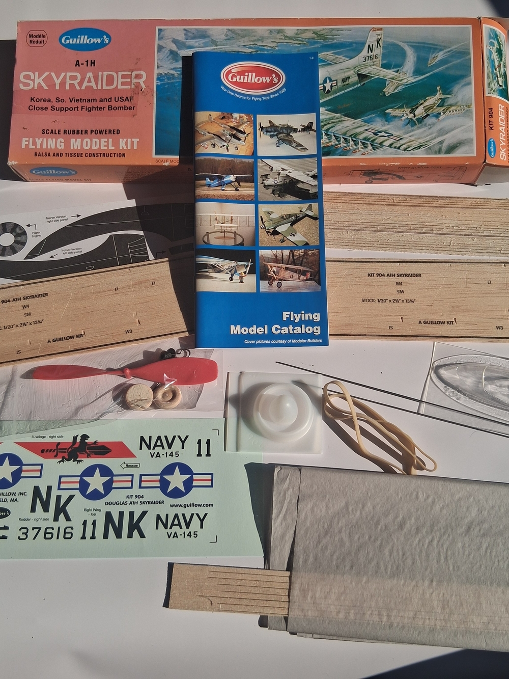 Vintage Guillows Douglas A-1H Skyraider Flying Balsa Model Kit 904 Unassembled